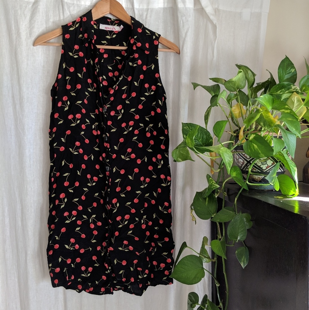 Vintage cherry dress